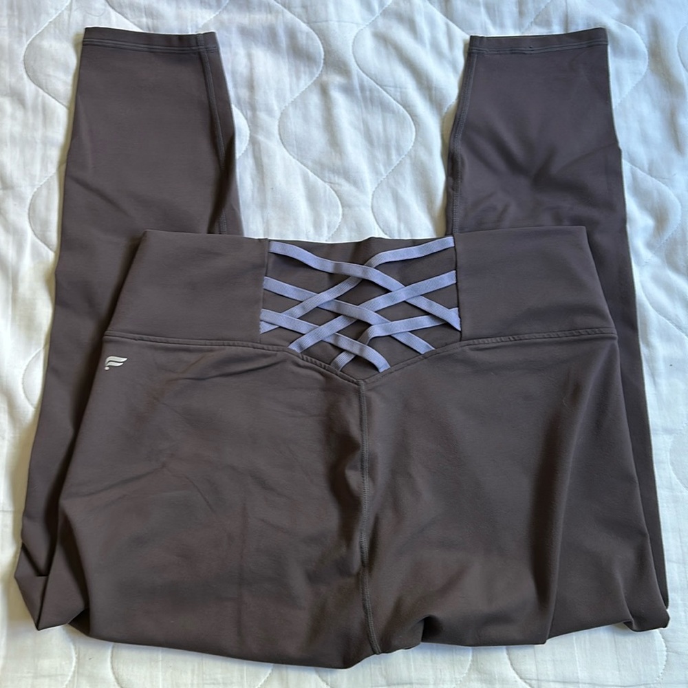 Fabletics women’s XL grayish plum leggings